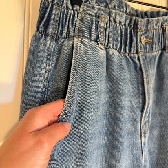 American Eagle High-Waist Straight Leg Paper Bag Denim Jean’s Women’s 4 Short - Picture 4 of 12